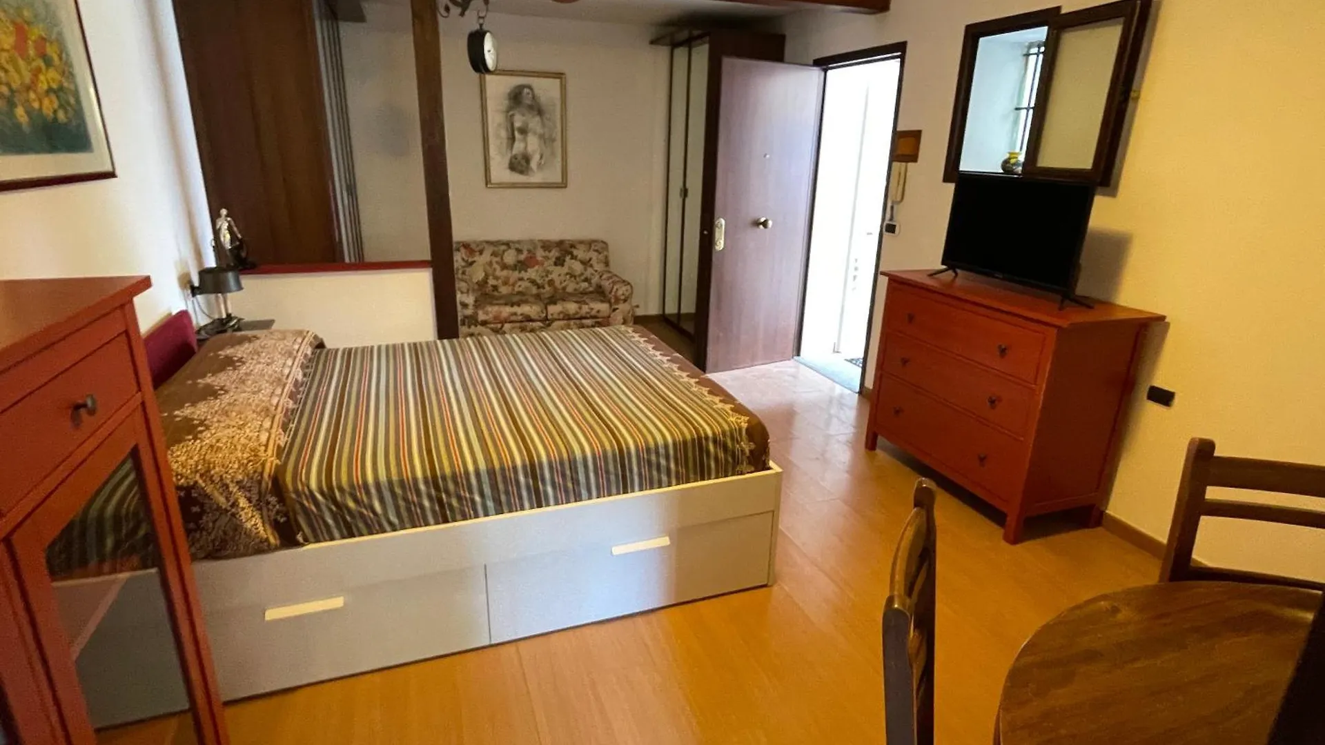 House With Private Garden Apartment Rome Italy