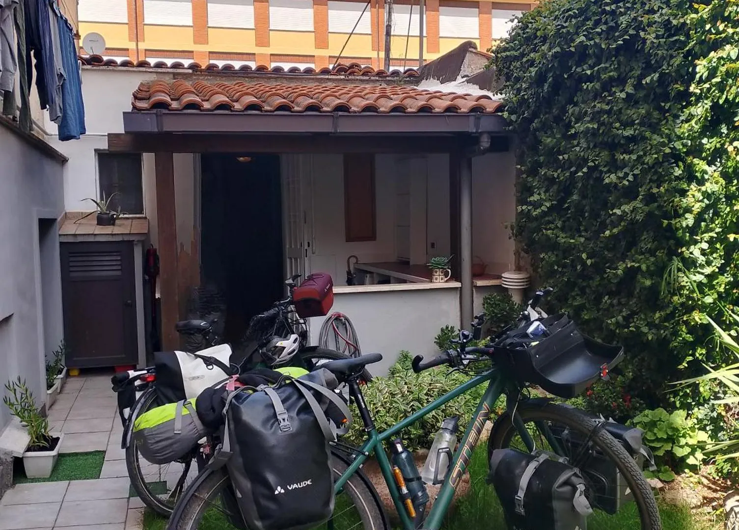 House With Private Garden Apartment Rome